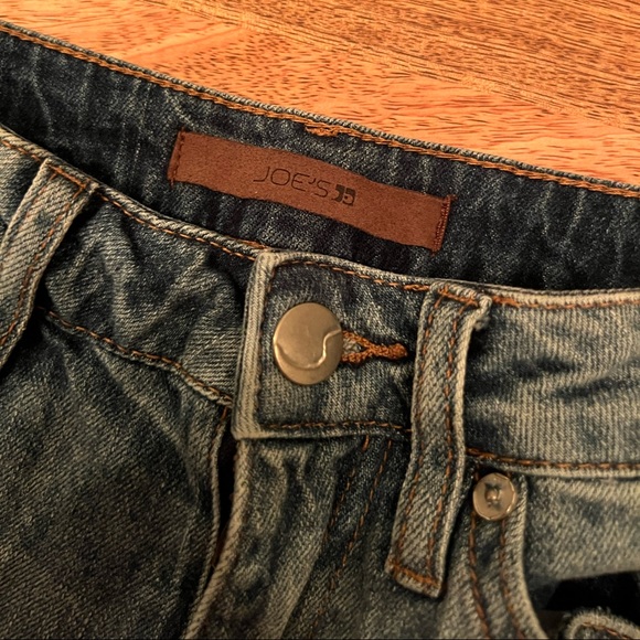 ✨ JOE’S JEANS HIGH WAISTED DISTRESSED DENIM SHORTS - SIZE 24 - Picture 2 of 4